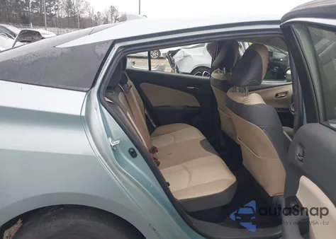 2016 Toyota Prius Two Eco z USA, uszkodzony, nr VIN JTDKARFU8G3005475